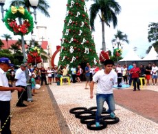 11 Na segunda, 15º Garçom e Garçonete Cross em Santa Fé